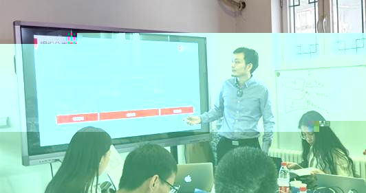 伟德客户端“實踐導師伴我行”第二期——張小峰：學以緻用，帶領學生踐行知行合一