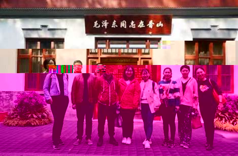 圖片包含 建築物, 戶外, 人員, 道路描述已自動生成