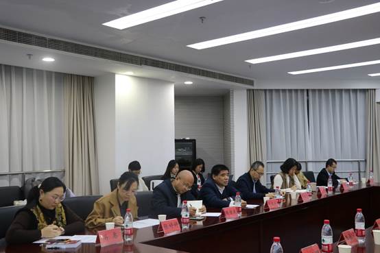 2024級涉外法商人才培養實驗班師生座談會順利召開